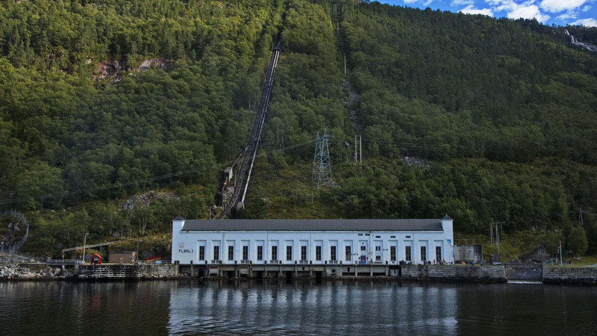 Nowy rekord Norwegii. Kraj fiordów nigdy nie wyprodukował tak dużo... prądu