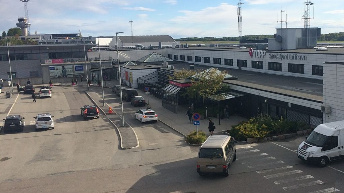 Problemy hoteli w Sandefjord: dla skierowanych na kwarantannę zabrakło pokoi