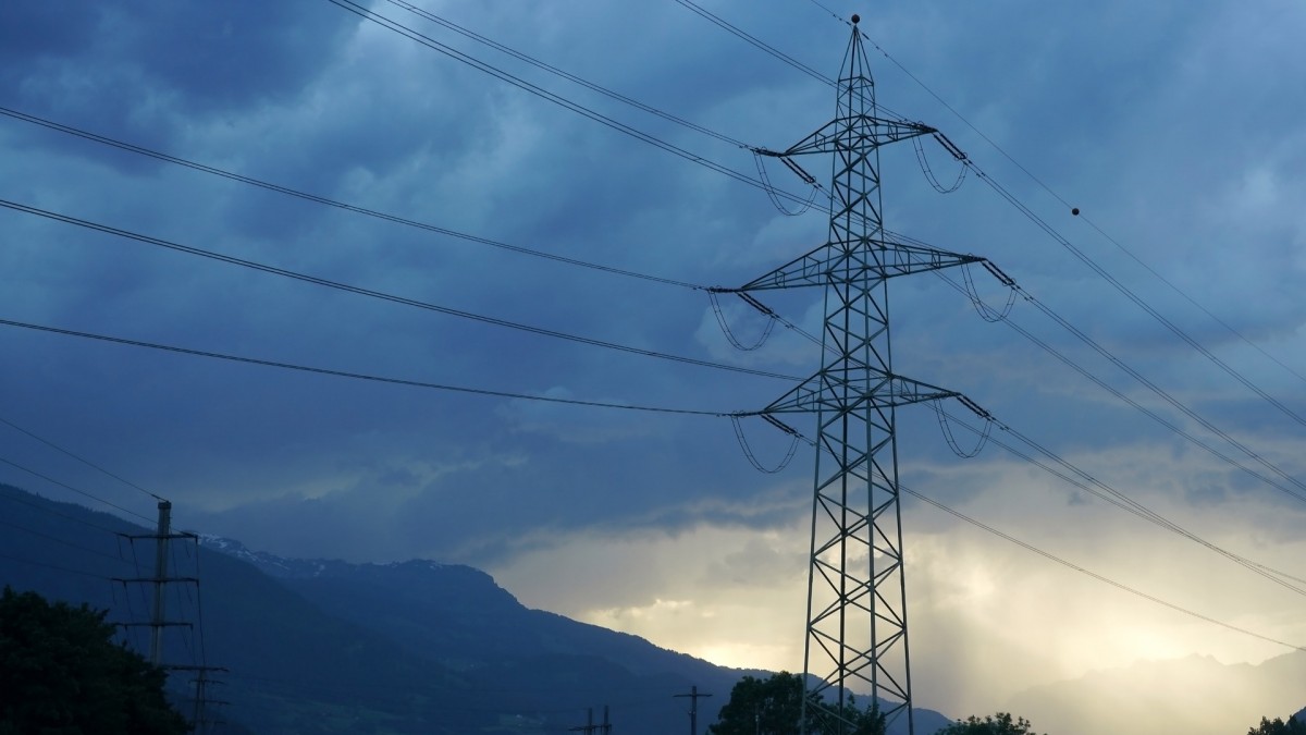 Rekordowe ceny prądu i 6000 razy wyższe rachunki. Kryzys energetyczny trwa w najlepsze