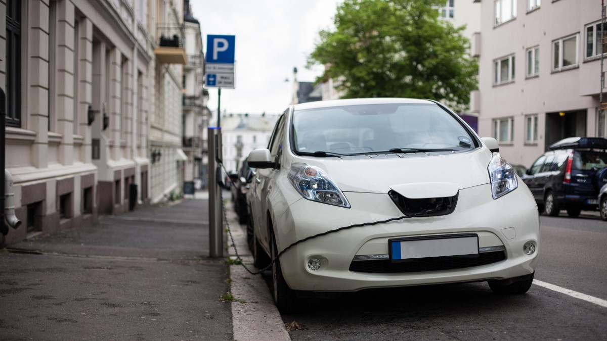 Zielone światło dla bezemisyjnych stref w Oslo i Bergen. Nie będzie w nich miejsca dla samochodów na benzynę i diesla