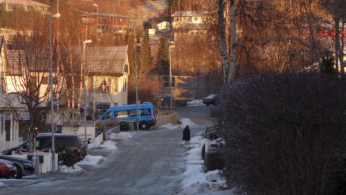 3-latek na mrozie błąkał się po ulicach Trondheim. Rodzice nie wiedzieli, przechodnie nie reagowali