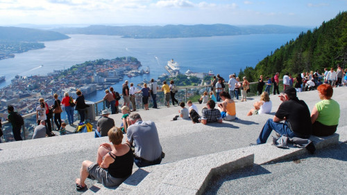 Norwegia coraz tańsza dla zagranicznych turystów? Wszystko przez… wyjątkowo słabą koronę