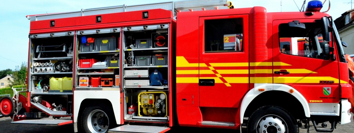 Spłonął zabytkowy budynek w Porsgrunn, policja prosi o zdjęcia i filmy