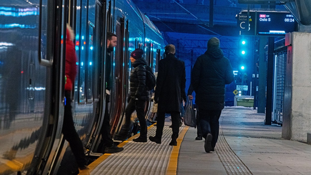 Follobanen ponownie otwarte dla pasażerów