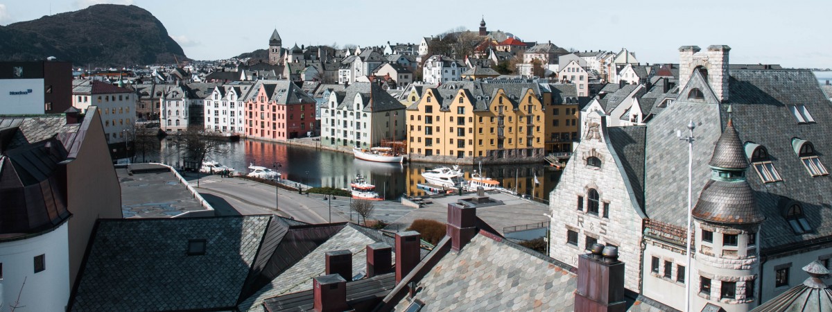 Fatalne powietrze w Polsce. W Norwegii trochę lepiej [RAPORT SMOGOWY]