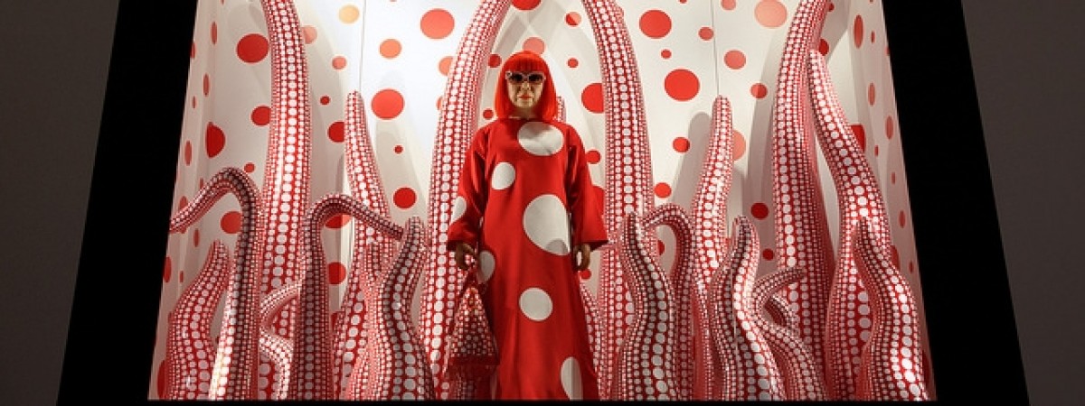 Pora na weekend: nocna podróż kajakiem w Trondheim i japońska eksplozja kolorów w Høvikodden