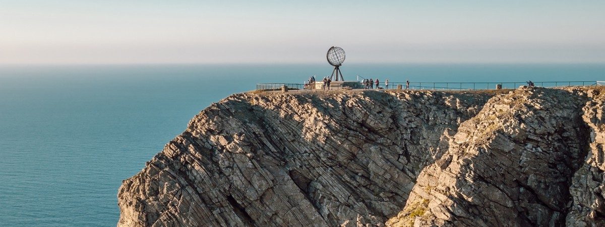 3 tygodnie, 8 tysięcy kilometrów, 9 krajów: Polak przemierza Nordkapp, by pomóc innym
