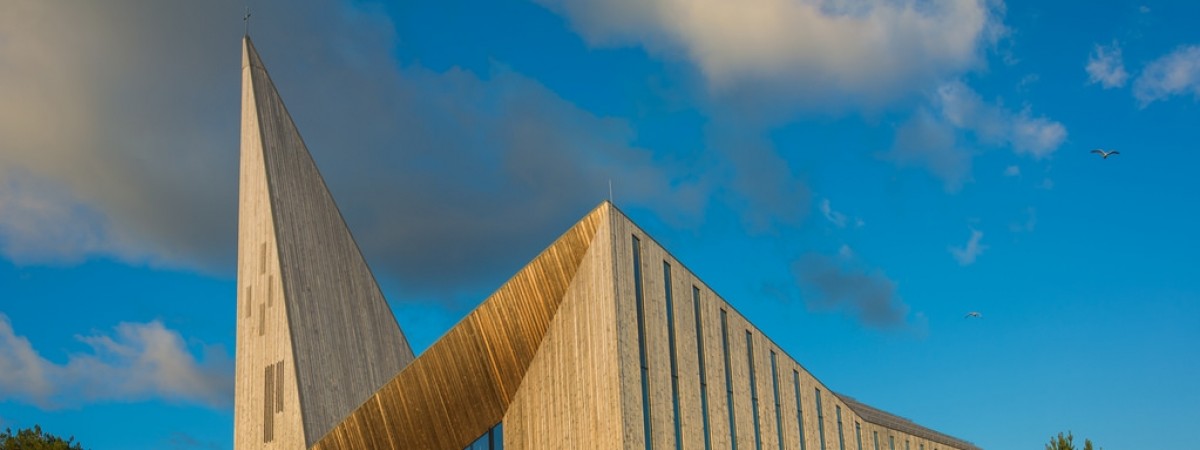 Drewno gra pierwsze skrzypce: współczesne perełki architektoniczne Norwegii