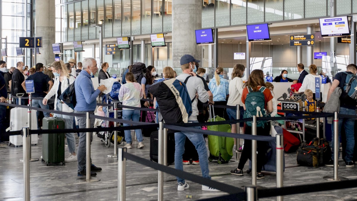 Wielogodzinne zatory na lotniskach i drogach: wakacje pod znakiem czekania dla mieszkańców Norwegii i turystów