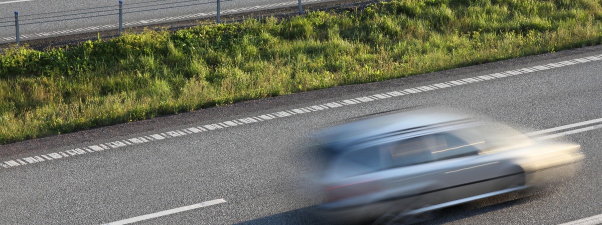 600 000 000 koron na inwestycje drogowe. Pieniądze utrzymają projekty i uratują małe firmy 