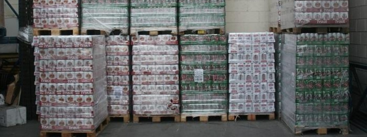 To największe zatrzymanie od lat: Polak próbował wwieźć do Norwegii ponad 30 000 puszek piwa