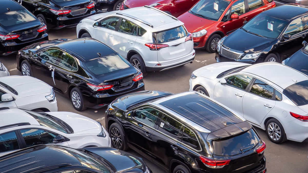 Używane auta norweskim hitem eksportowym. Teraz zmienia się podatek i zasady kupna