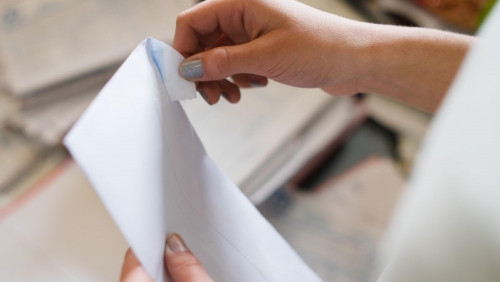Inspekcja Pracy ostrzega przed fałszywymi fakturami. Można stracić tysiące koron