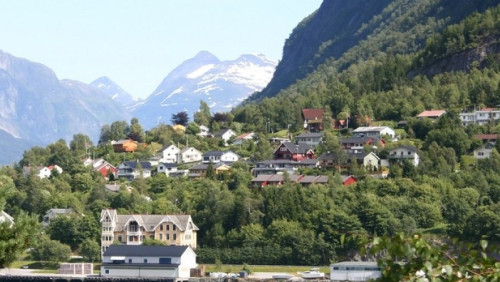 500 plus po norwesku, czyli sto razy tyle od gminy za przeprowadzkę. Jest jeden haczyk