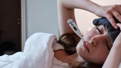 Wolne od pracy a choroba: w tych sytuacjach pracownik może przełożyć urlop