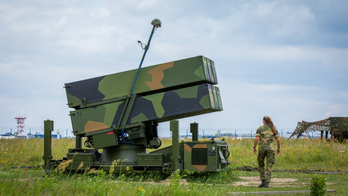 Sprzedaż broni nowym „złożem ropy i gazu” Norwegii? Ekspert mówi o szansie na biznes