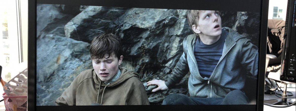 To nie jest historia jednego człowieka. Film „22 lipca” kieruje dramat z Utøyi na właściwe tory [RECENZJA]