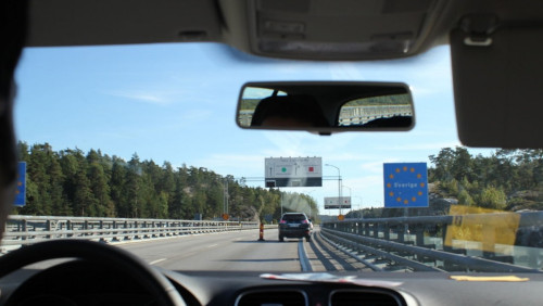 Kontrola na norweskiej granicy utrzymana: służby powiedzą, gdzie spędzisz kwarantannę
