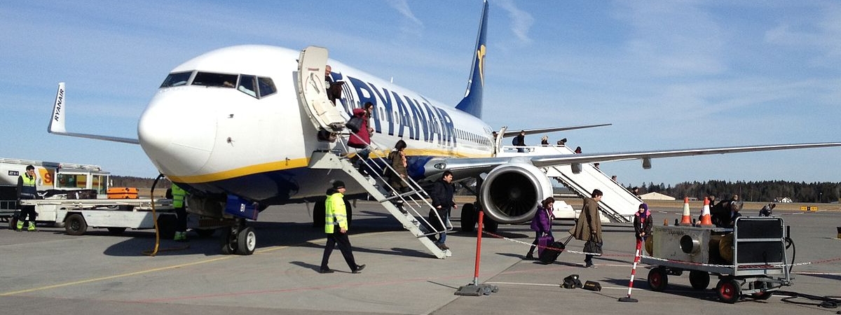 Ty nie zapamiętasz, oni zarobią. Tak wzbogacają się na pasażerach tanie linie lotnicze