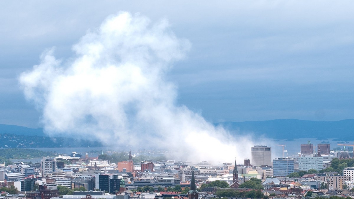 Nastolatek planował zamach terrorystyczny: celem wydarzenia z okazji 17 maja