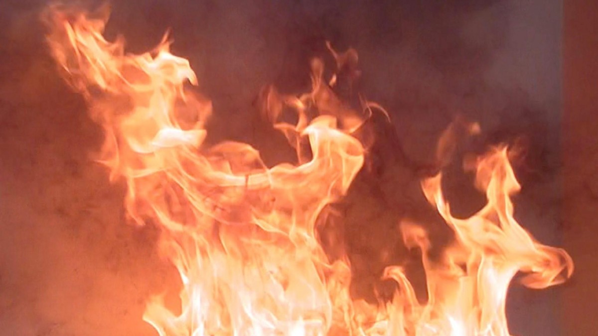 Polacy zginęli w pożarze. Uratował się ich syn