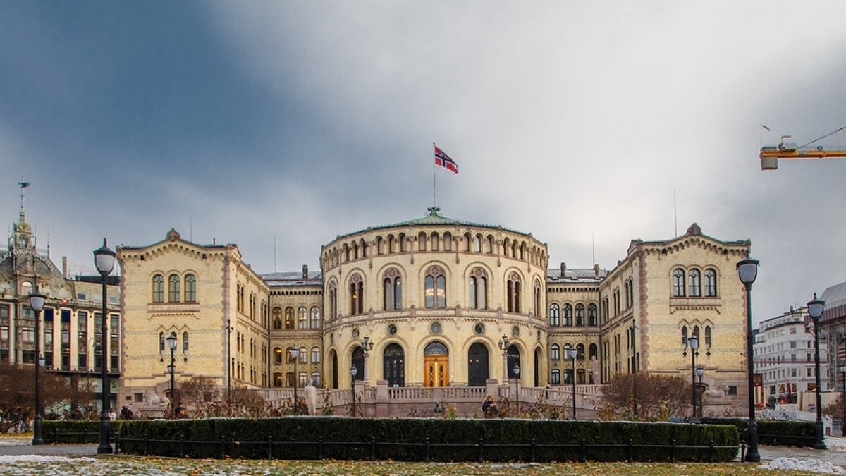 Mandaty wyrównawcze i głosowanie trwające dwa miesiące: tak wyglądają wybory w Norwegii