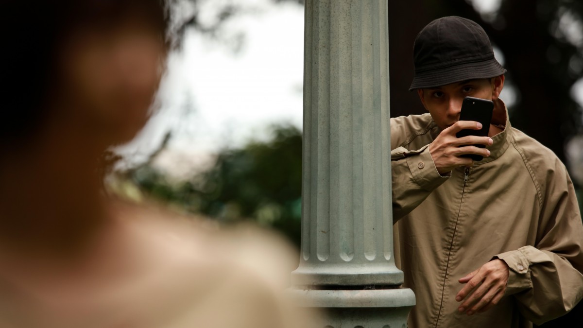 Robienie zdjęć i obserwowanie z ukrycia będzie karane. Ma to uchronić nieświadome ofiary przed stalkerami