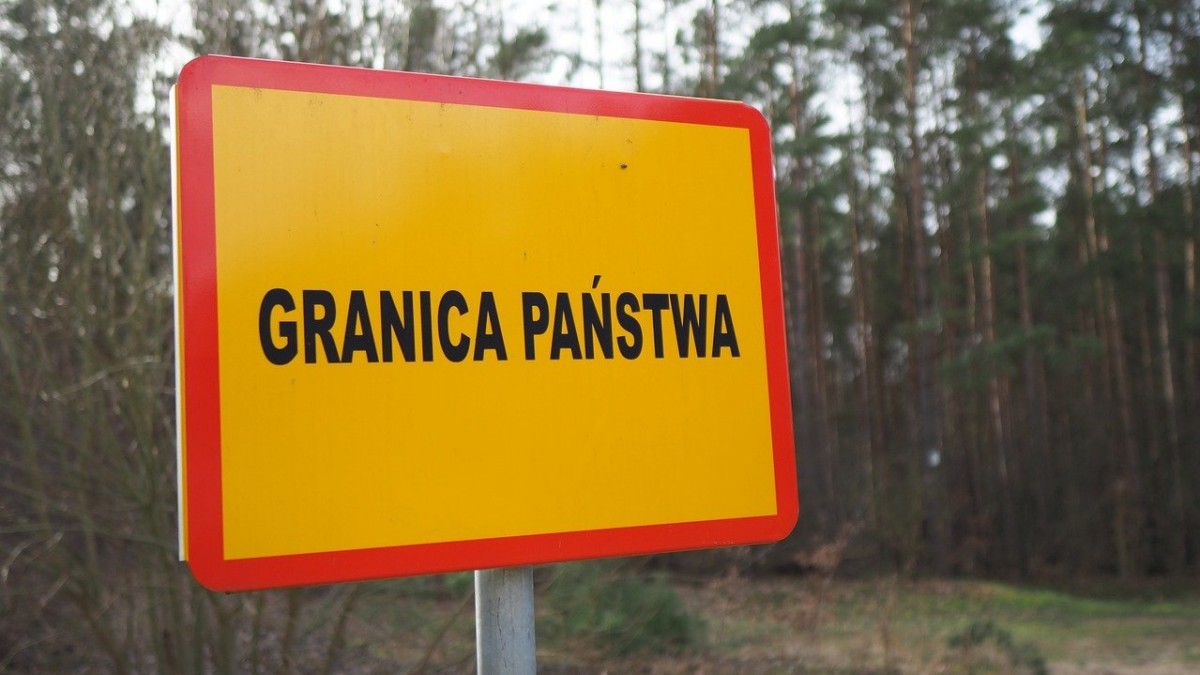 Powrót kwarantanny: Polska zmienia kolor na mapie FHI