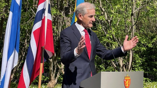 „Jeśli Finlandia i Szwecja zostaną zaatakowane, udzielimy im wsparcia”. Norwegia chce szybkiego rozszerzenia NATO