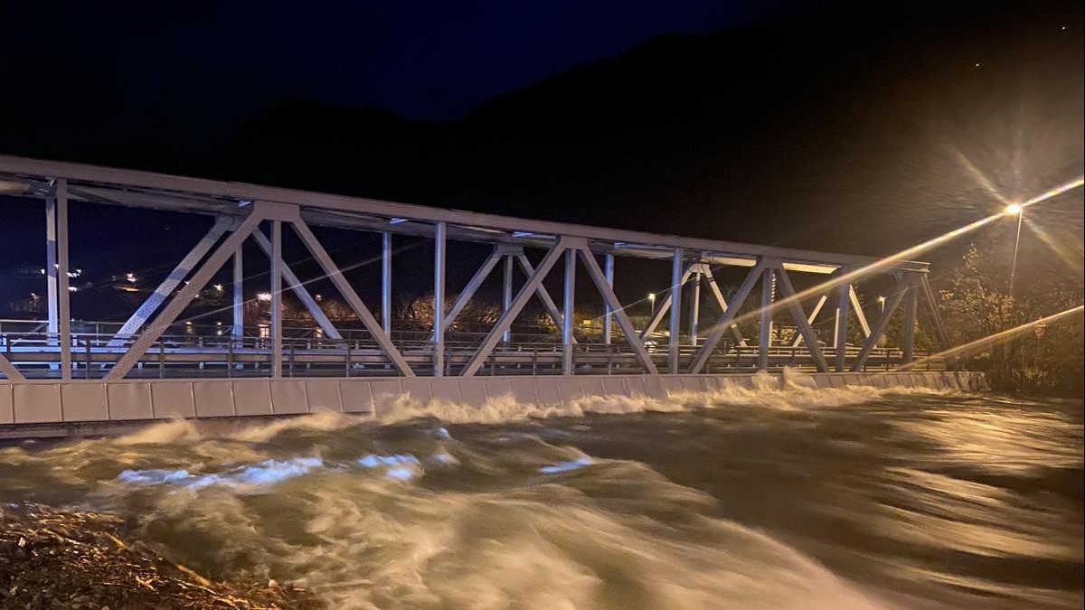 Zachodnia Norwegia: zamknięte drogi i duże straty po powodzi