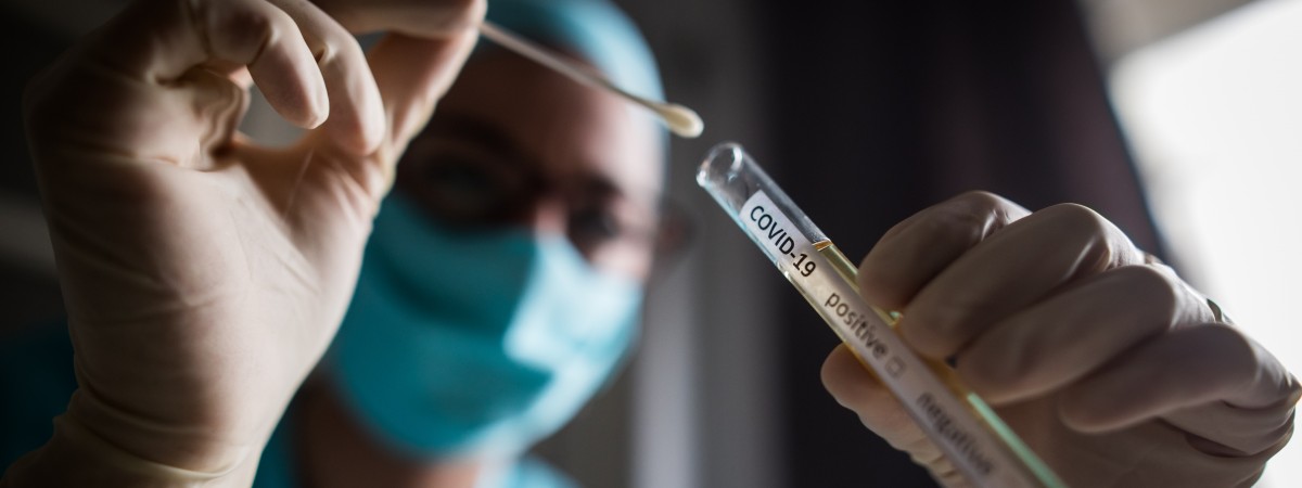 Nowe zasady kwarantanny: niektórym wystarczą testy i obserwacja zdrowia