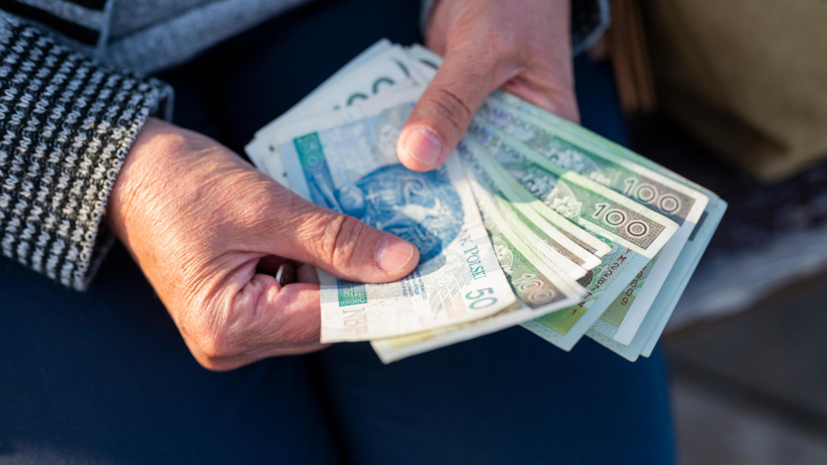 To jeden z najgorszych wyników korony w 2025 roku. Złotówka znowu przekroczyła barierę