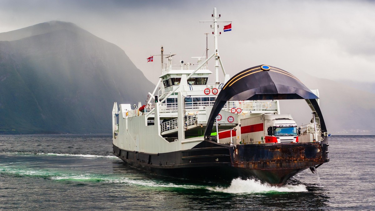 Będą cięcia tras promowych na zachodzie Norwegii? Politycy obawiają się wyludnienia wybrzeża