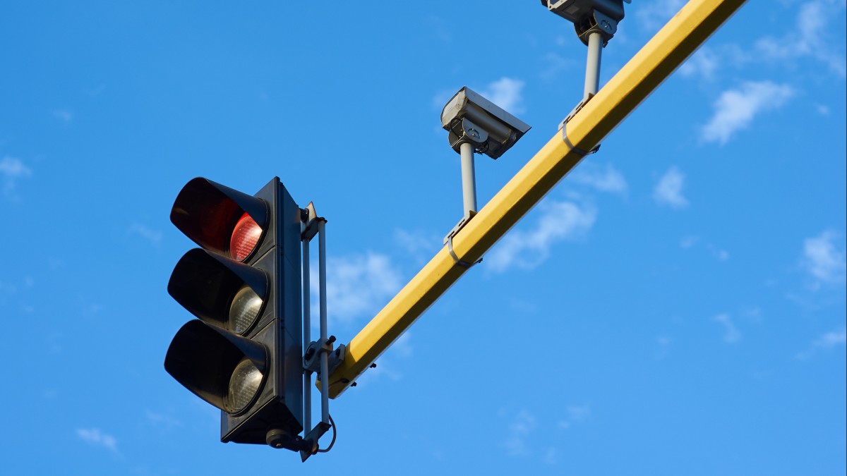 W 2023 norweskie fotoradary przyłapią więcej kierowców. Powód? Będą włączone dłużej