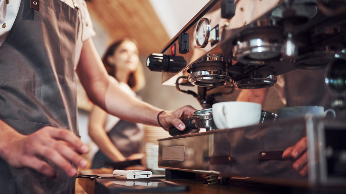 Norwegia stoi przed przełomem w prawie pracy. Zmiany w nadgodzinach mogą uderzyć w firmy i gminy