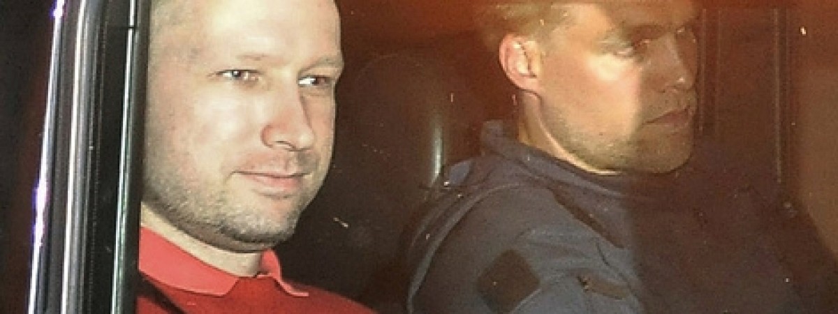 Breivik żałuje i prosi o pomoc. „Być może rzeczywiście jest chory”