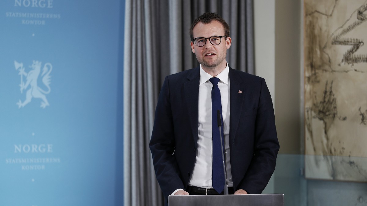Minister ds. dzieci podwoił stawkę. Będą większe zasiłki dla rodziców
