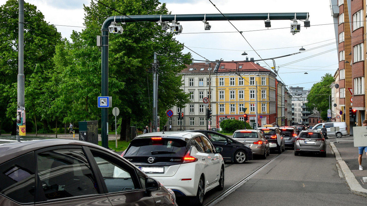 Podwyżka bompenger w Oslo. Kierowcy zapłacą więcej w ponad 80 miejscach