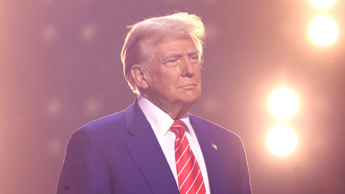 „Unia Europejska powstała, aby wykiwać Stany Zjednoczone”. Trump zapowiada cła, które mogą dotknąć także Norwegię