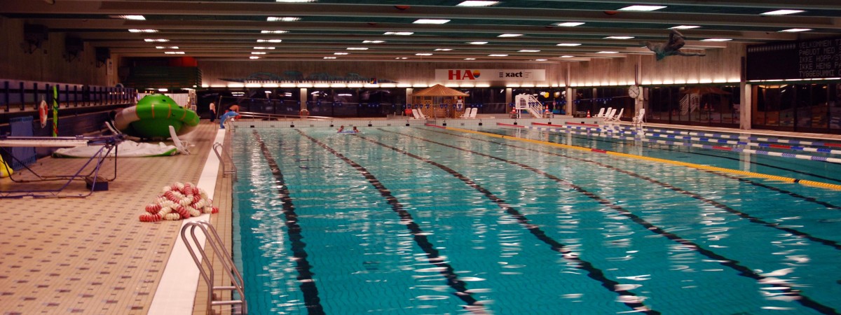 Tabliczka mnożenia, lektury i... kraul: w norweskich podstawówkach będzie egzamin z pływania