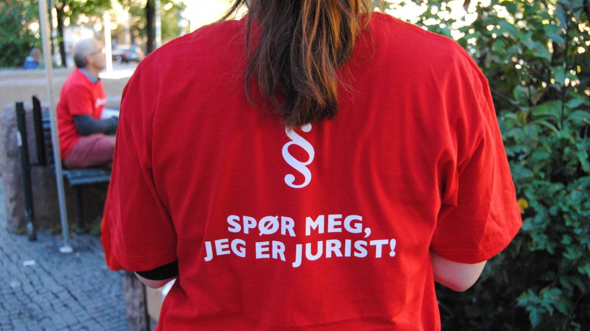 Jutro bezpłatne porady prawne. W tych miastach możesz skorzystać z pomocy prawnika