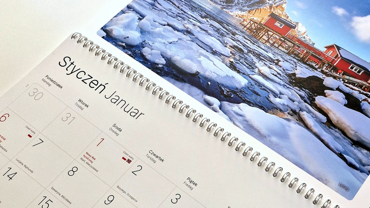 Organizacja w parze z odświeżonym designem: dlaczego polsko norweski kalendarz to must-have na 2025 rok