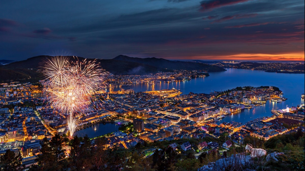 Sylwester i Nowy Rok w Norwegii: zasady korzystania z fajerwerków
