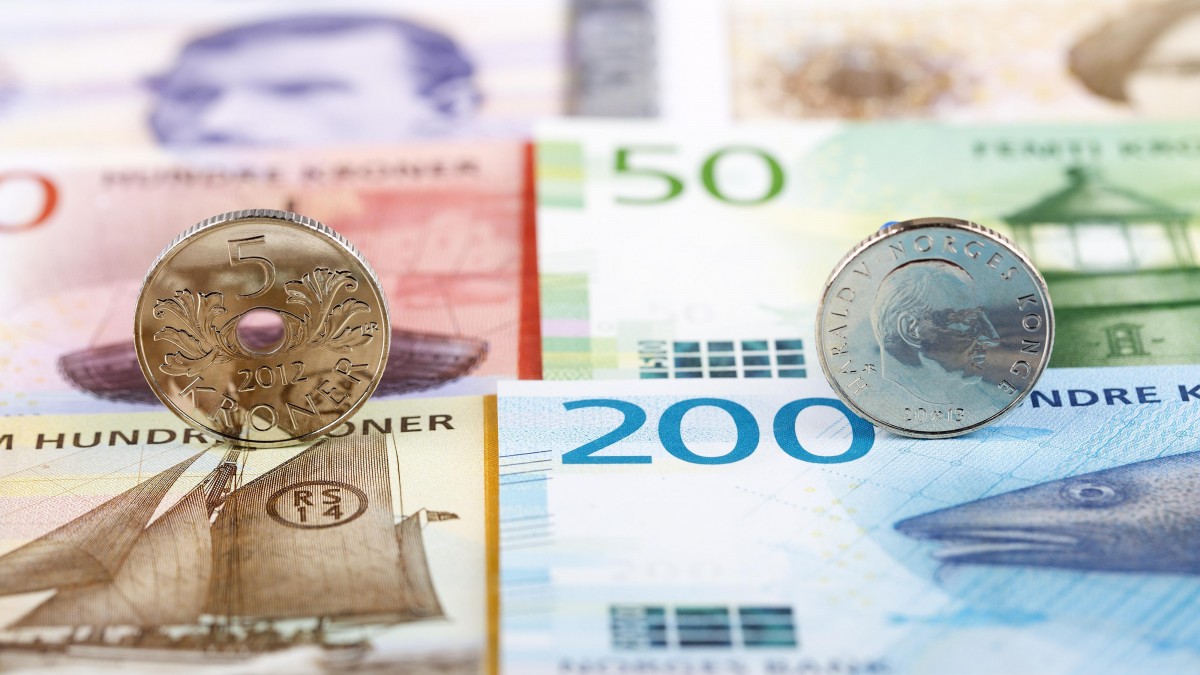 Niski kurs korony norweskiej. Jakie będą finansowe skutki dla polskich pracowników? 