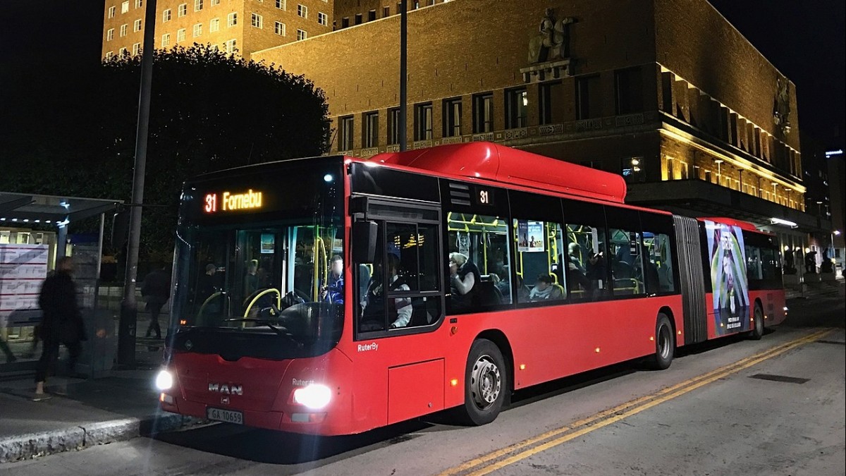 Kierowcy autobusów wracają do pracy: poparła ich niemal cała Norwegia