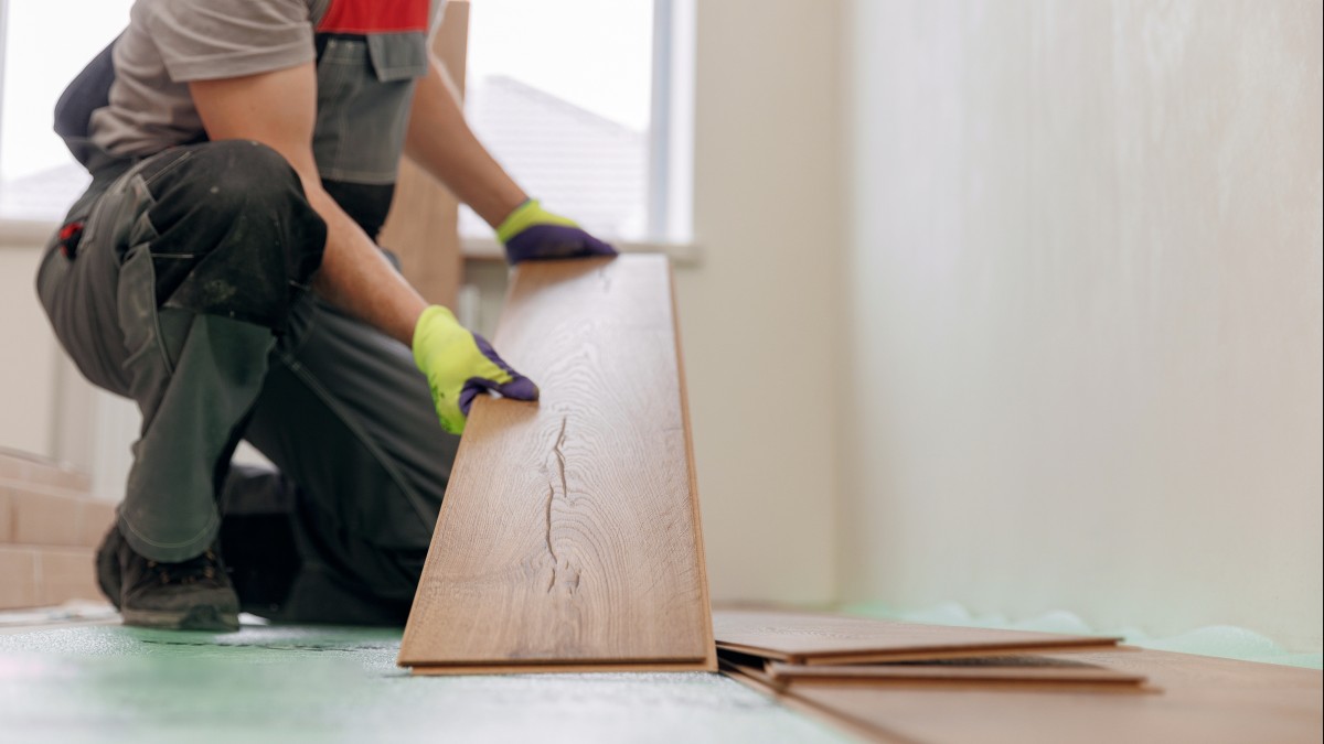 Obiecują naprawę w domu, oszukują klientów. Uwaga na podejrzanych fachowców