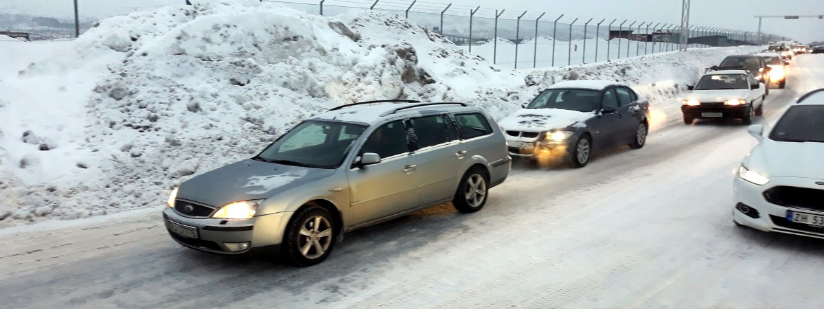 Zima wraca na południe kraju: uwaga na śliskie drogi