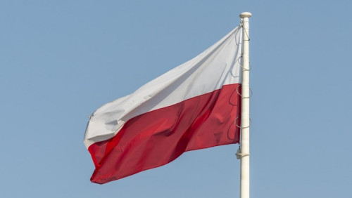 2 maja Dniem Flagi RP, a także Polonii i Polaków za granicą