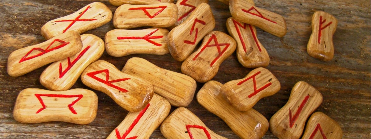 Runy – alfabet o magicznych właściwościach