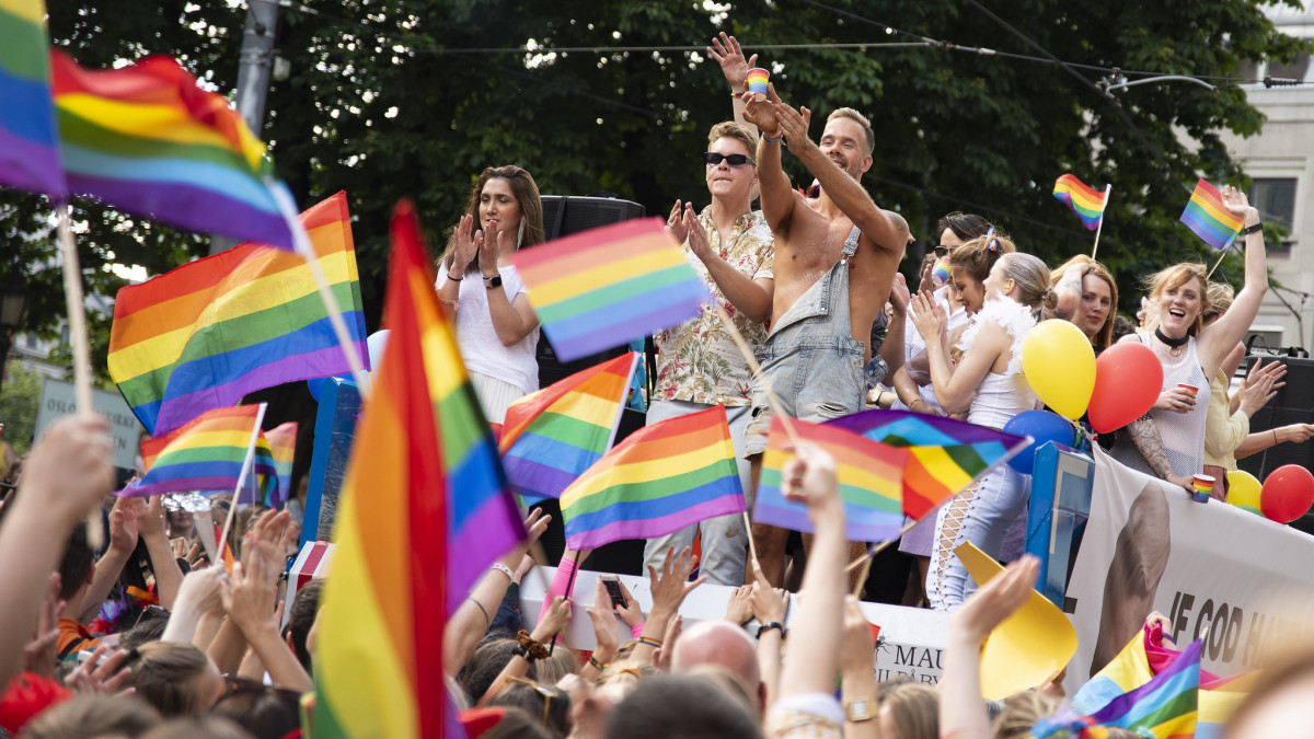 Oslo Pride świętuje 50. urodziny. Ulicami stolicy przejdzie tęczowy marsz